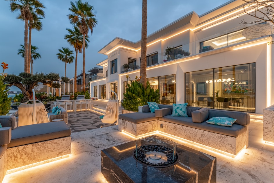 Villa for Sale in Signature Villas Frond K: Fully Renovated, Custom ...