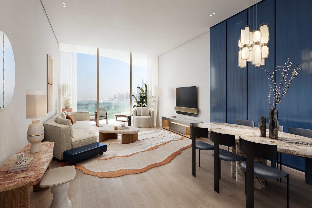 Two-Bedroom Apartment Facing the Boulevard